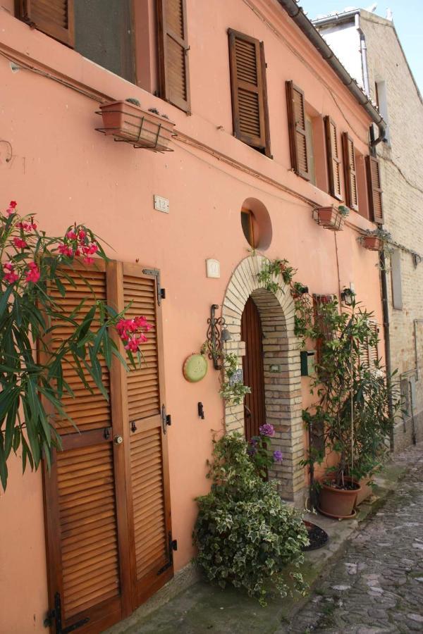 B&B Mamma Ari Fermo Esterno foto